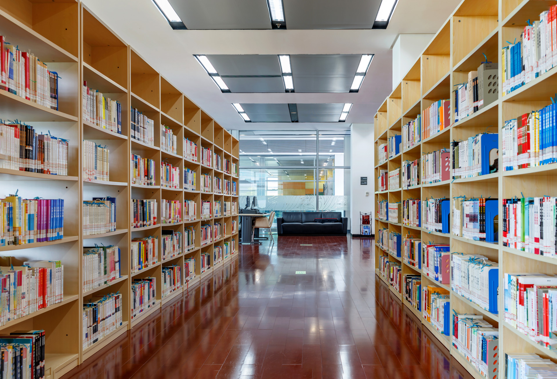 2021年元旦龙华区各图书馆开放时间安排