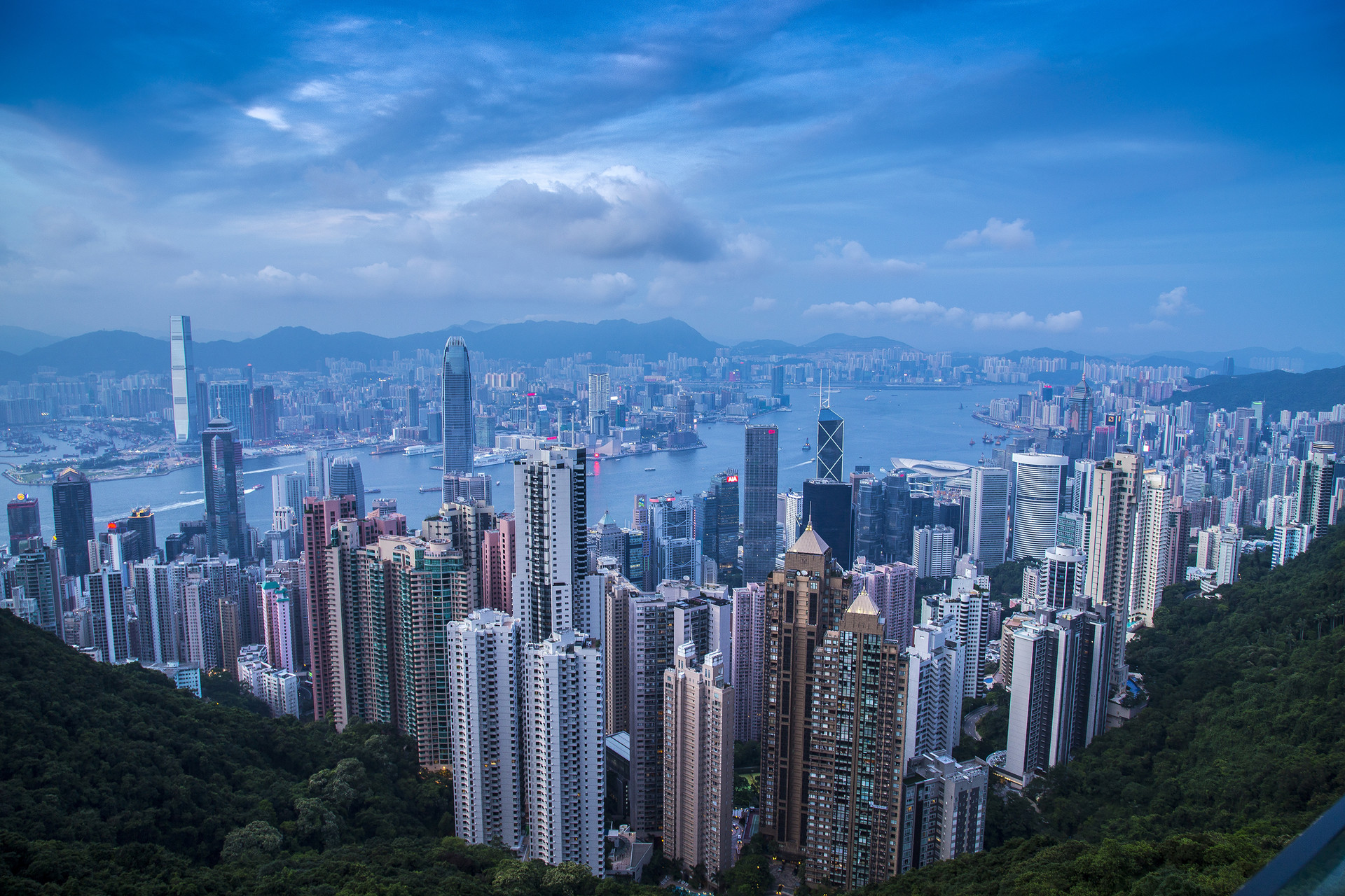 港珠澳大桥从珠海回香港通关指南